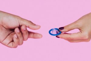 Cinsel Yolla Bulaşan Hastalıklardan (CYBH) Korunma ve Test Rehberi