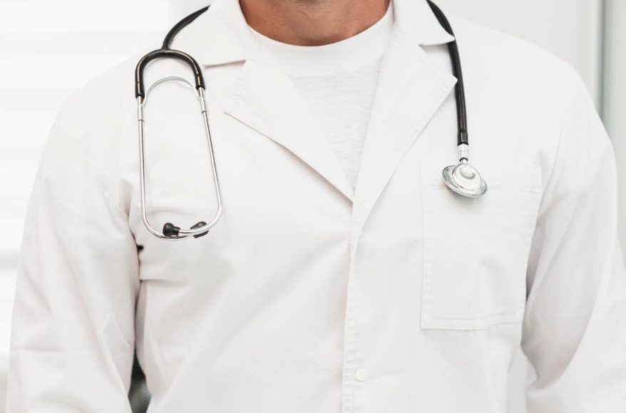 Read more about the article Erkeklerde Genital Herpes (HSV-1 / HSV-2): Kapsamlı Rehber